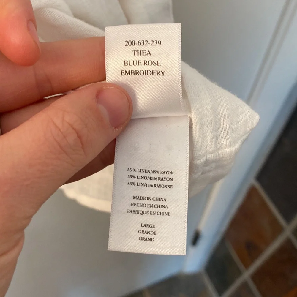 Rails Thea Blouse White Blue Rose Embroidery Large - Picture 4 of 5